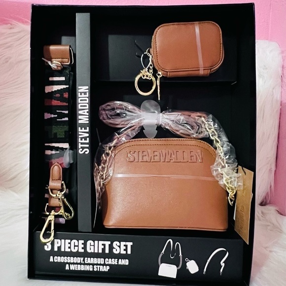 Steve Madden Accessories - BOXED STEVE MADDEN CROSSBODY BAG AIRPOD CASE WEBBING STRAP